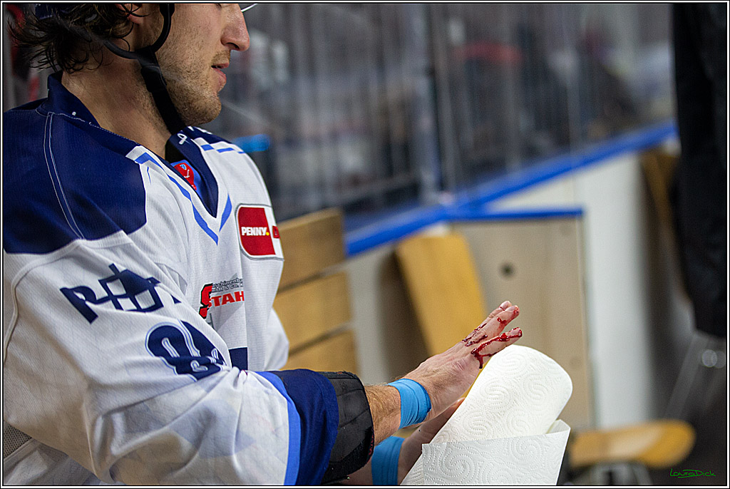 PENNY DEL; Koelner Haie- Straubing Tigers; Koeln, 09.10.2022